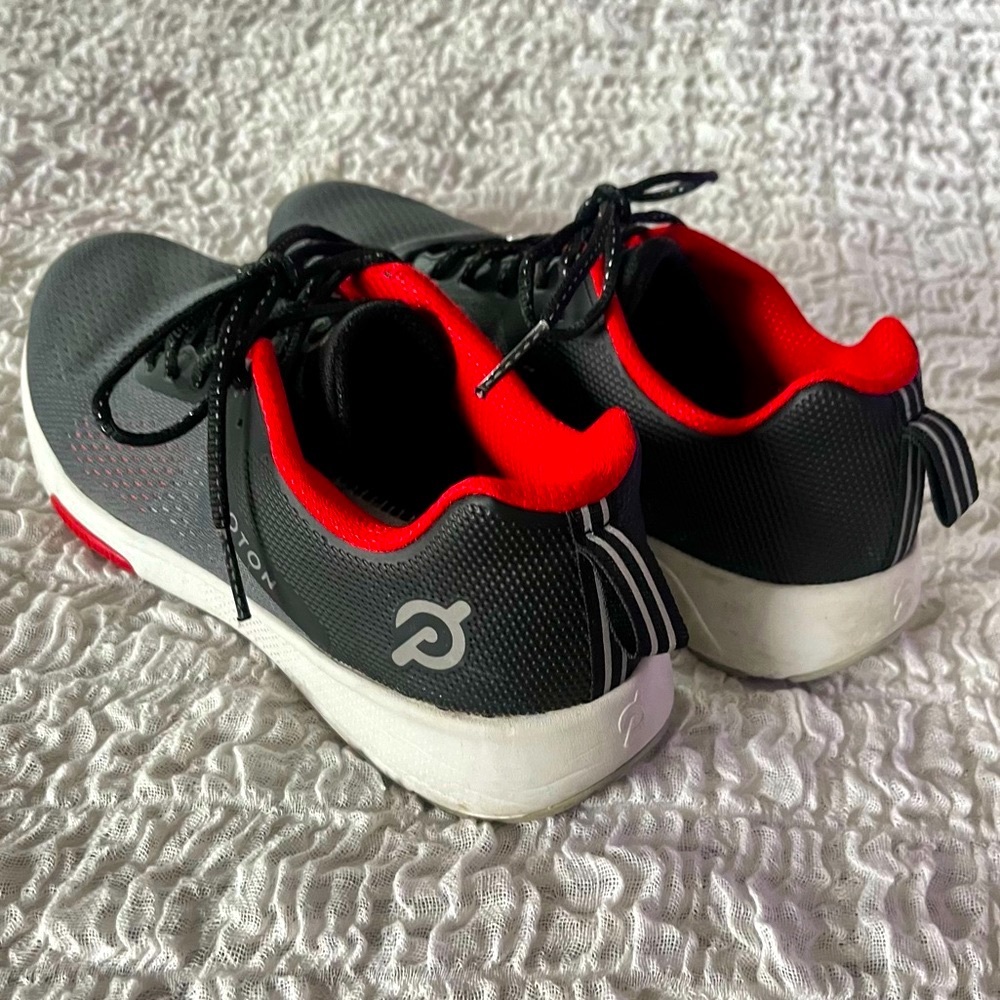 Peloton Circuit Runner shoes size 9.5